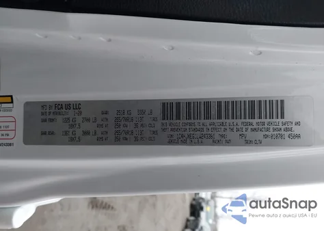 2020 Jeep Wrangler Unlimited Sahara 4X4 z USA, uszkodzony, nr VIN 1C4HJXEG1LW243381